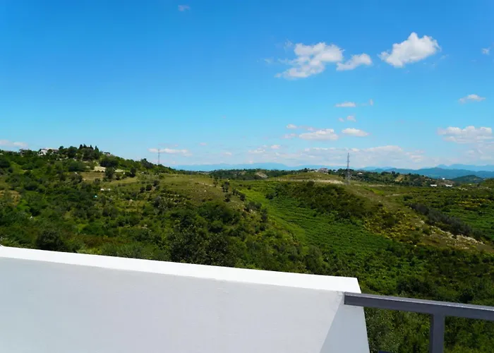 Esmi Durres Kryemedhej