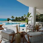 Villa Esmi Durres *