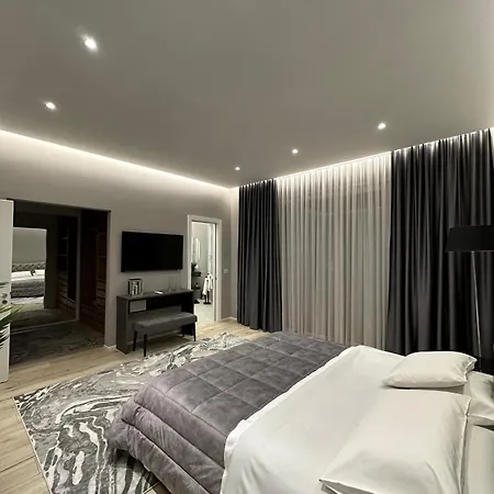 Villa Esmi Durres Kryemedhej