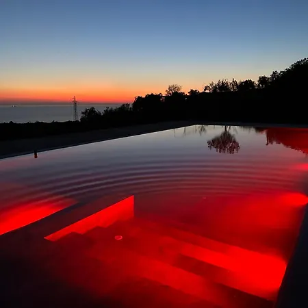 Villa Esmi Durres *