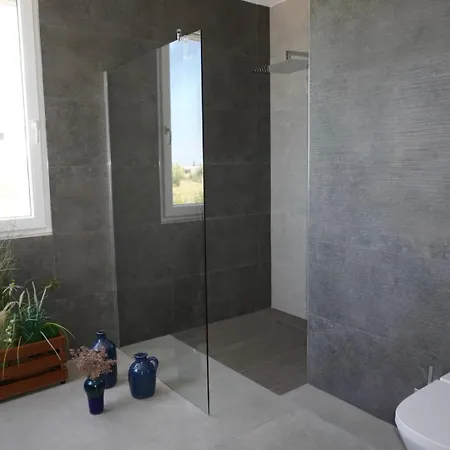 Esmi Durres Kryemëdhej