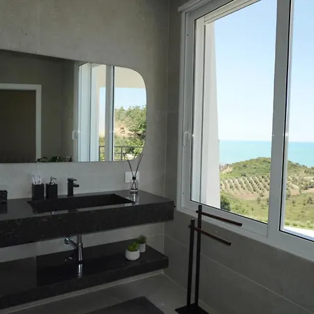 Esmi Durres Villa *