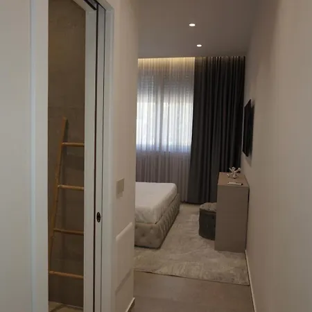 Esmi Durres Villa *