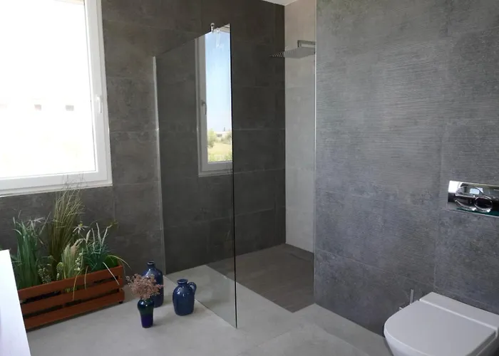 Esmi Durres Kryemëdhej